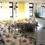 Hotel Roma 2*